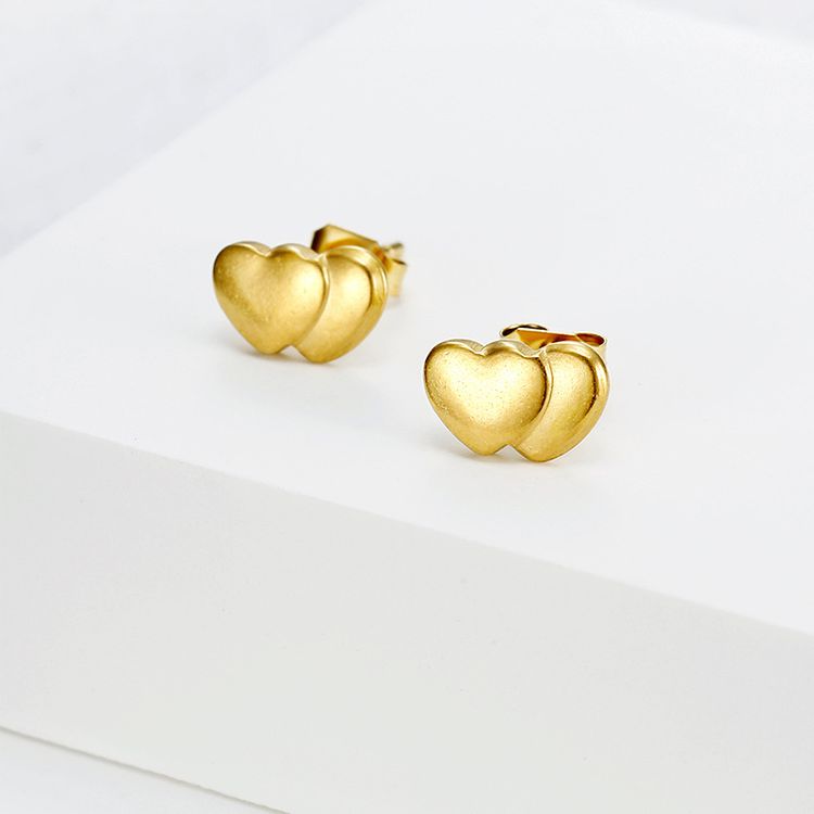 Stainless Steel Peach Heart 18k Gold Plated Women's Stud Earrings Wholesale