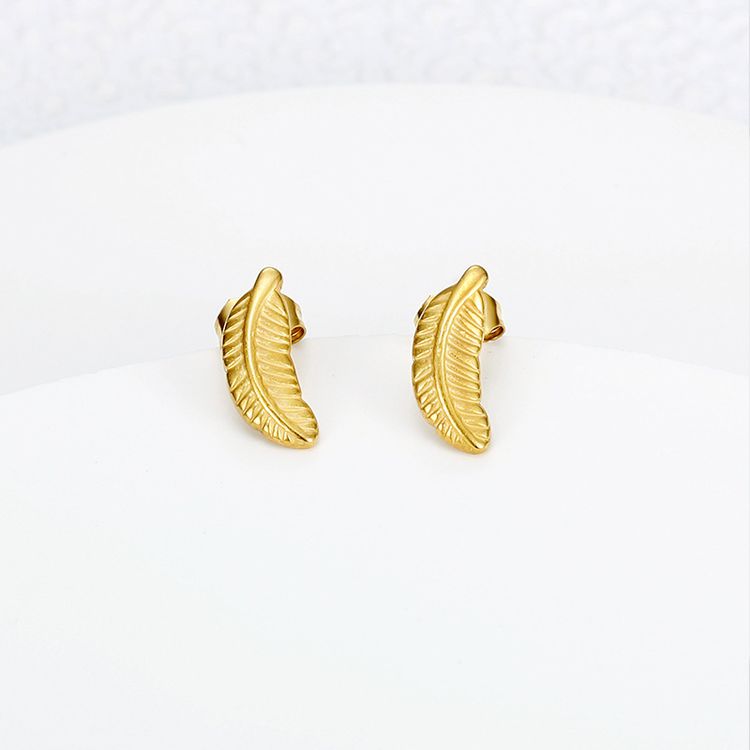 Wholesale Fashion Feather 18k Gold Plated Stainless Steel Stud Earrings