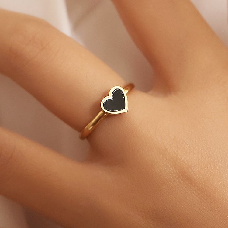 Wholesale Black Heart Titanium Ring Women's Ring