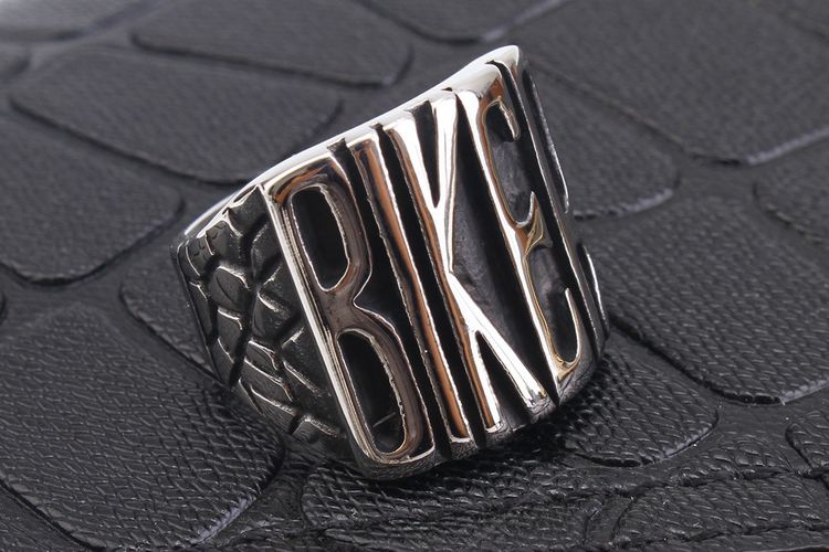 Stainless steel men's fashion ring creative casting ring wholesale