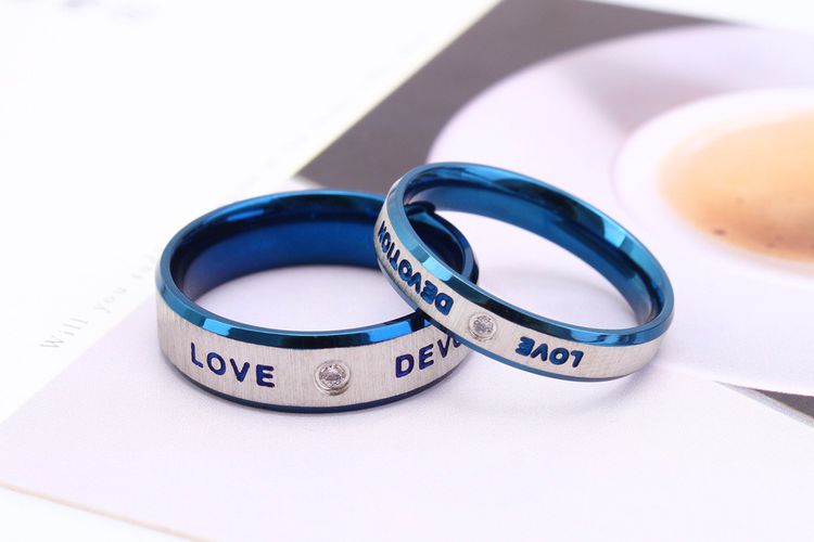 Wholesale Couple's Ring LOVE Engagement Ring Titanium Steel Ring Couple's Jewelry