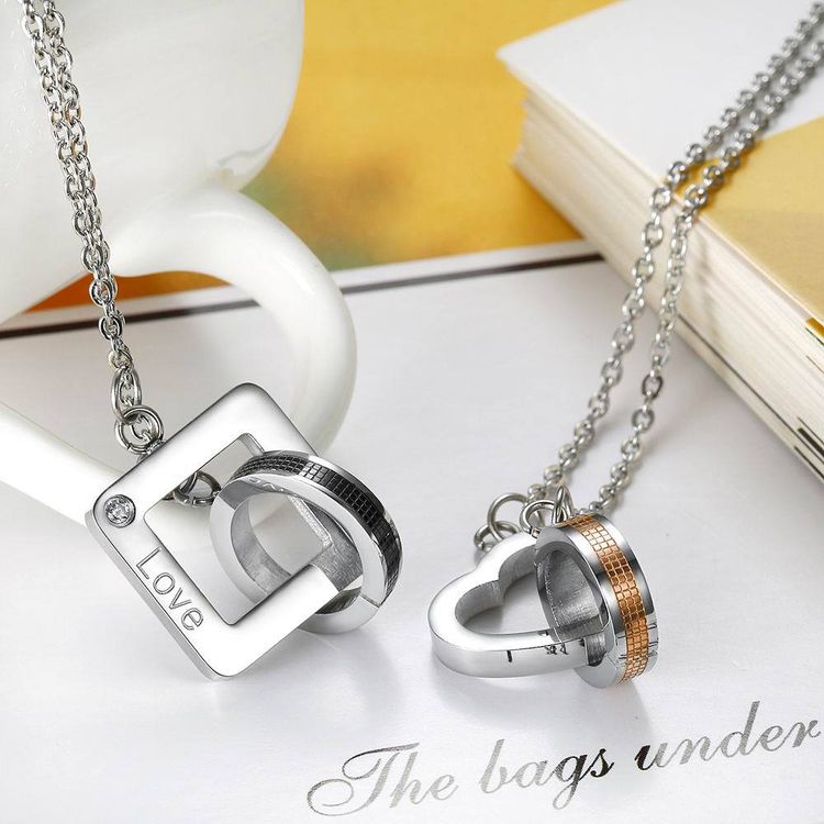 Wholesale Square Heart Pendant Titanium Couple's Necklace Gift 