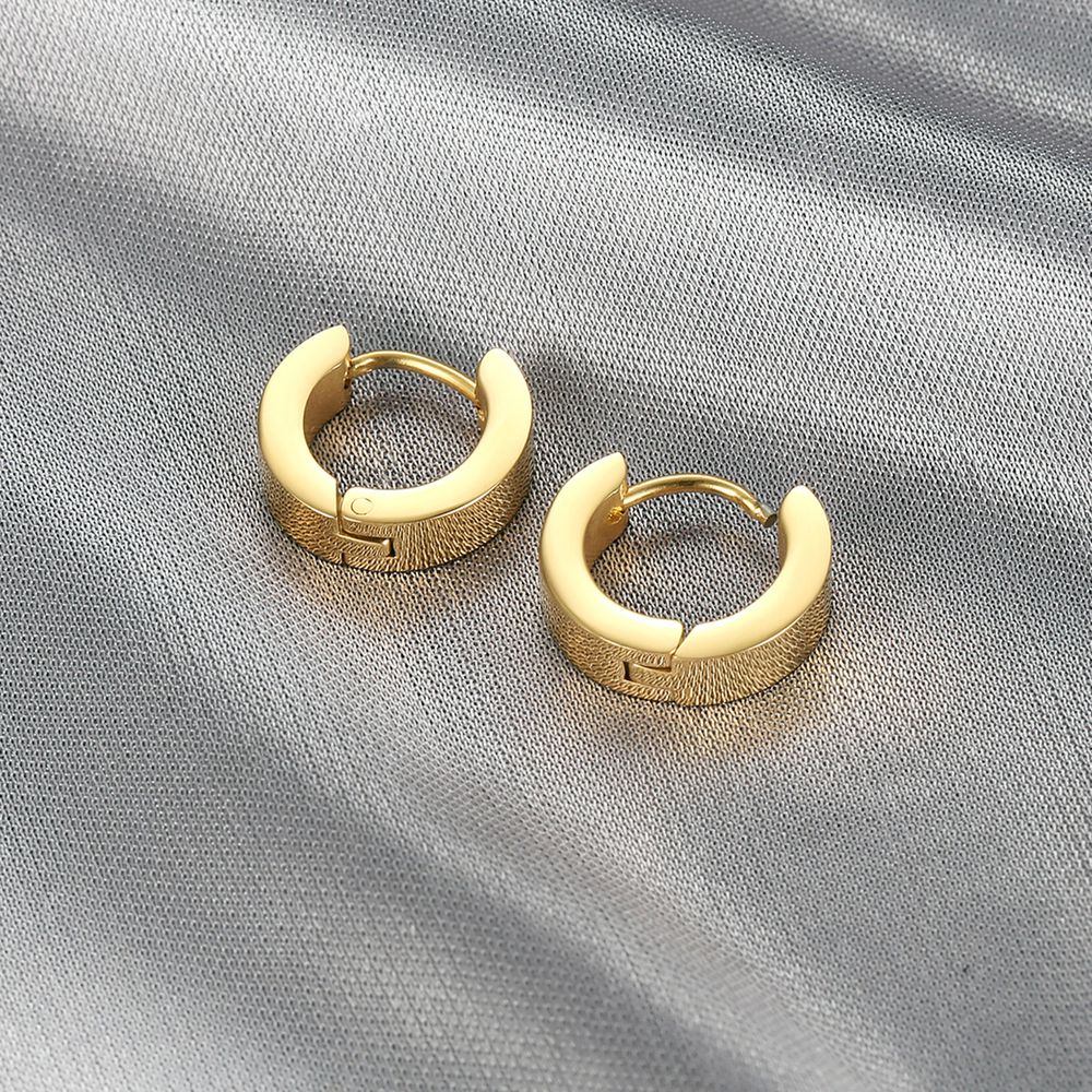 Wholesale hip cool black gold stainless steel clip earrings | Wholesale Jewelry Only 0