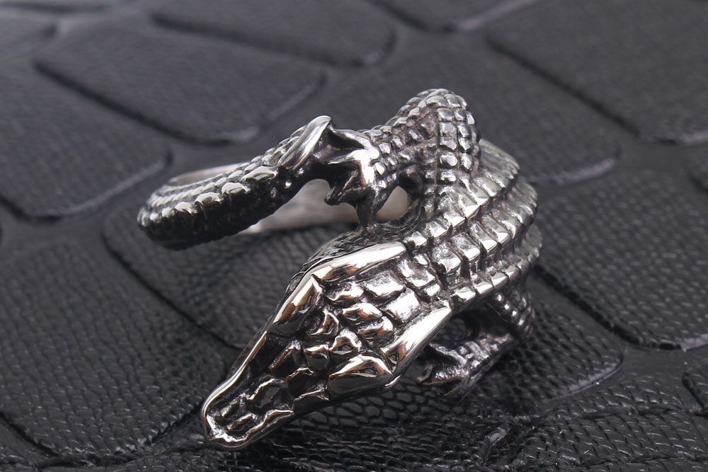 Titanium Cast Crocodile Men's Stainless Steel Ring | Wholesale Jewelry Only 1