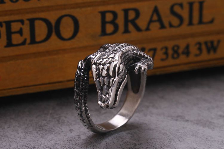 Titanium Cast Crocodile Men's Stainless Steel Ring | Wholesale Jewelry Only 2
