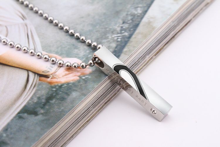 Fashion Wholesale Stainless Steel Couple Necklace with Heart Pendant | Wholesale Jewelry Only 3